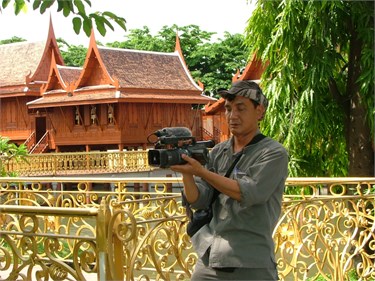 NSUT Nhà quay phim Phạm Thanh Hà: Bền bỉ và Hạnh phúc